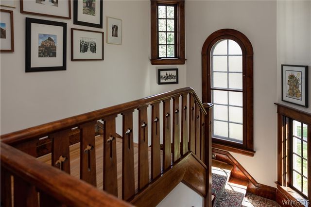 942 Harrison Avenue, Niagara Falls, NY 14305