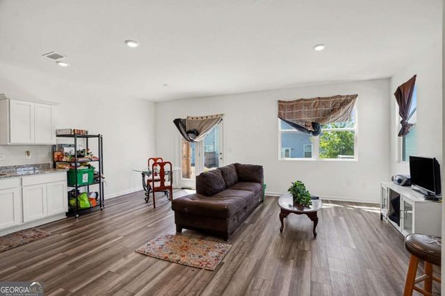 625 Jervis Way, Locust Grove, GA 30248