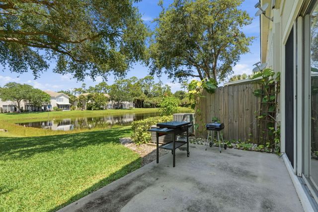 1086 Woodfield Road, Greenacres, FL 33415