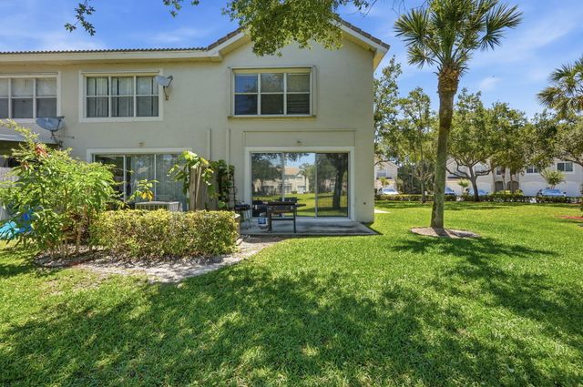 1086 Woodfield Road, Greenacres, FL 33415