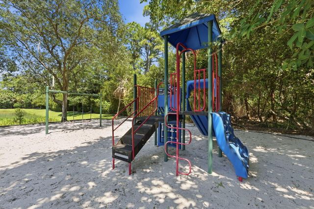 1086 Woodfield Road, Greenacres, FL 33415