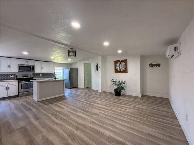 18920 3RD AVENUE, Orlando, FL 32820
