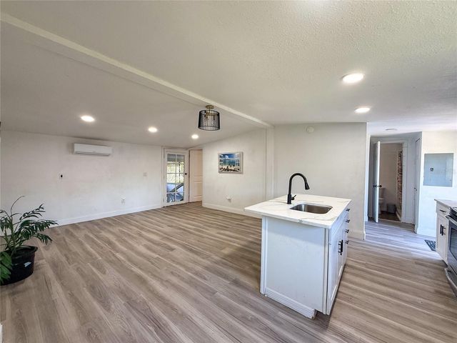 18920 3RD AVENUE, Orlando, FL 32820