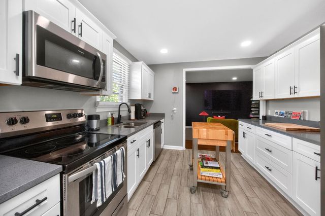 2418 18th Ave, N, Nashville, TN 37208