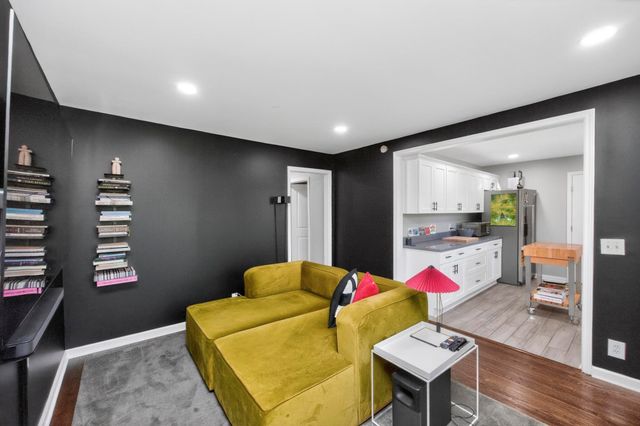 2418 18th Ave, N, Nashville, TN 37208