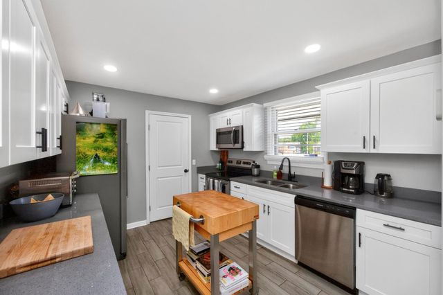 2418 18th Ave, N, Nashville, TN 37208