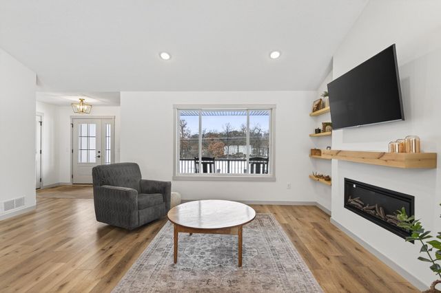 27835 143rd Street NW, Zimmerman, MN 55398