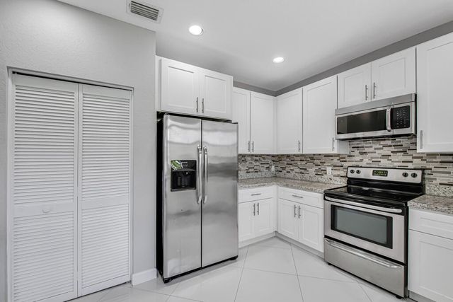 19491 Black Olive Lane, Boca Raton, FL 33498