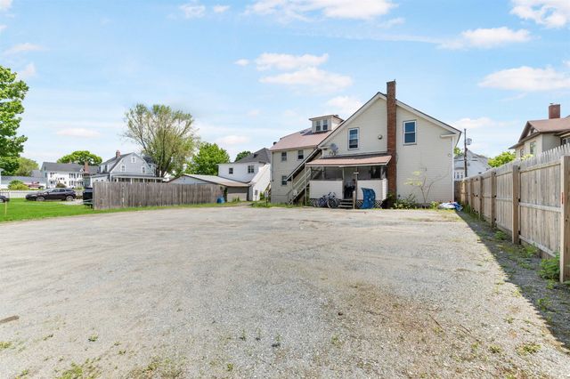 2733 Dartmouth College Highway, Haverhill, NH 03774