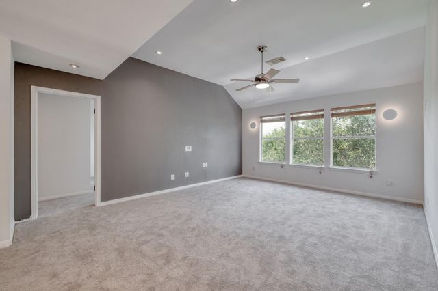 8311 Lofty LN, Round Rock, TX 78681