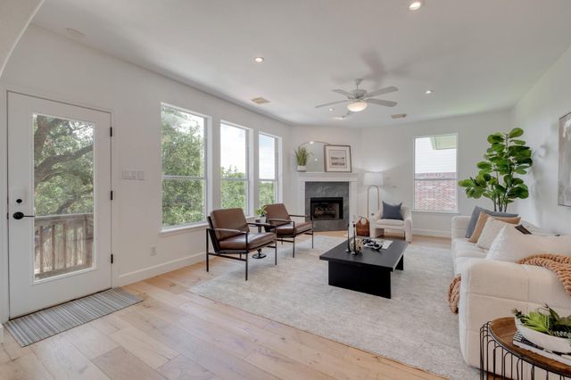 8311 Lofty LN, Round Rock, TX 78681