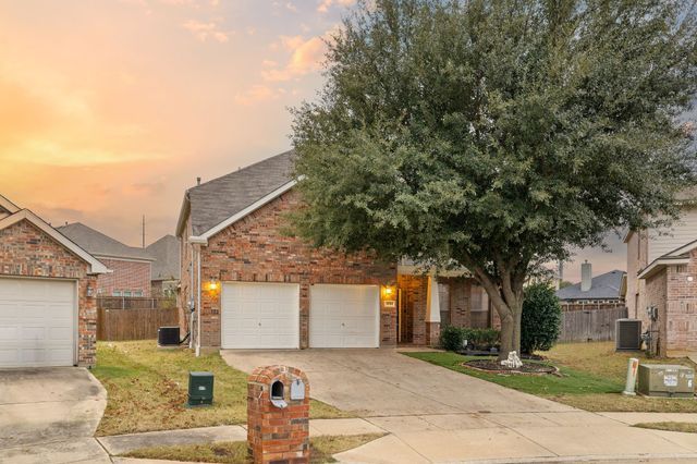 15704 RINGDOVE, Fort Worth, TX 76262