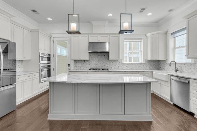 2554 Josiah Street, Charleston, SC 29492