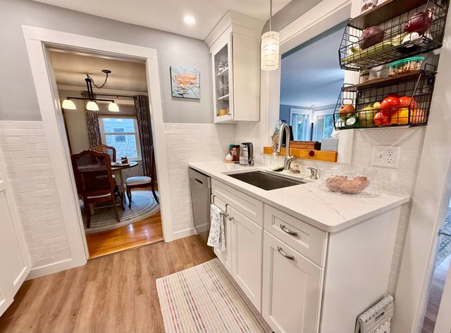 78 Dearborn Avenue, Hampton, NH 03842