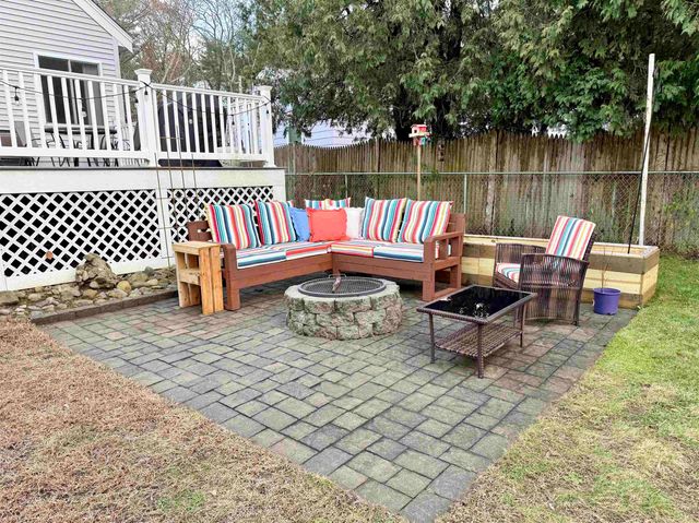 78 Dearborn Avenue, Hampton, NH 03842