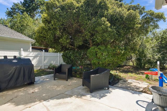 423 Blackberry Ln., Myrtle Beach, SC 29579