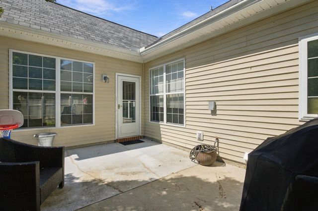 423 Blackberry Ln., Myrtle Beach, SC 29579
