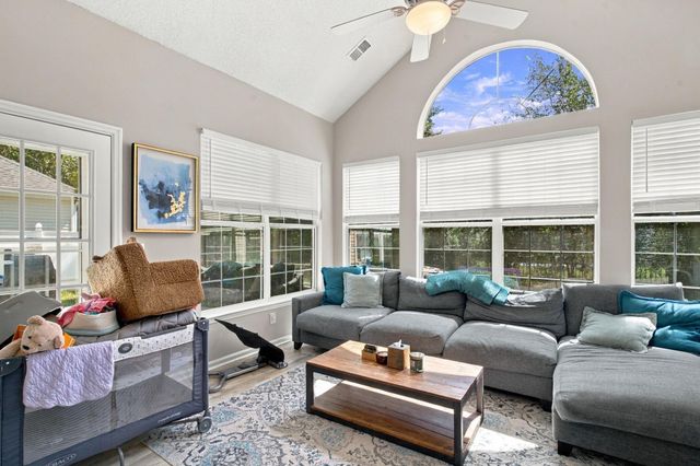 423 Blackberry Ln., Myrtle Beach, SC 29579