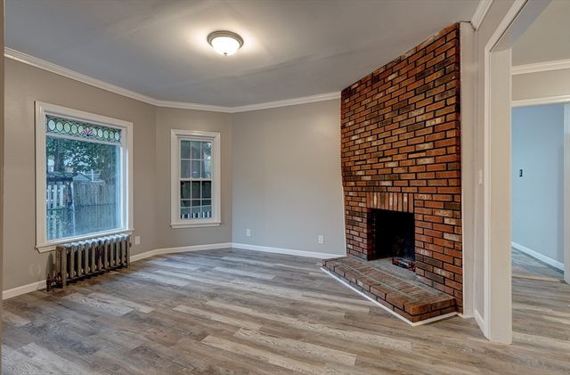51 View St, Holyoke, MA 01040
