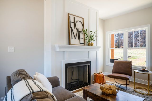 10528 Leesville RD, Lynch Station, VA 24571