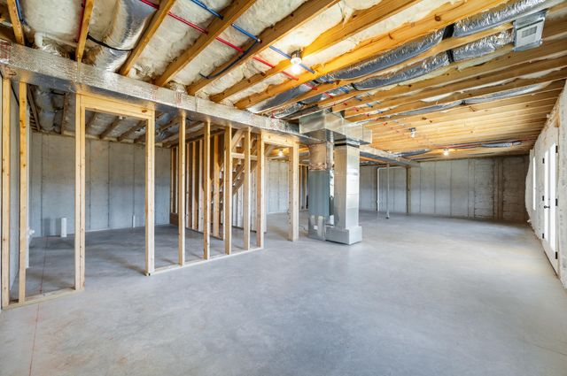 10528 Leesville RD, Lynch Station, VA 24571