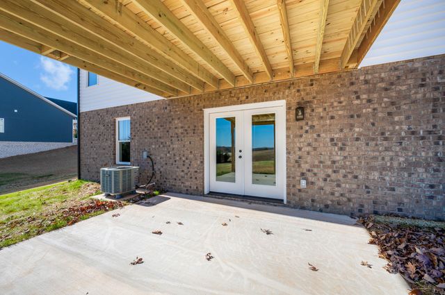 10528 Leesville RD, Lynch Station, VA 24571