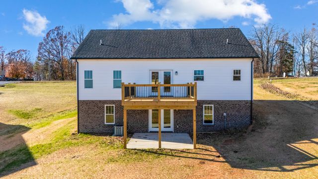 10528 Leesville RD, Lynch Station, VA 24571