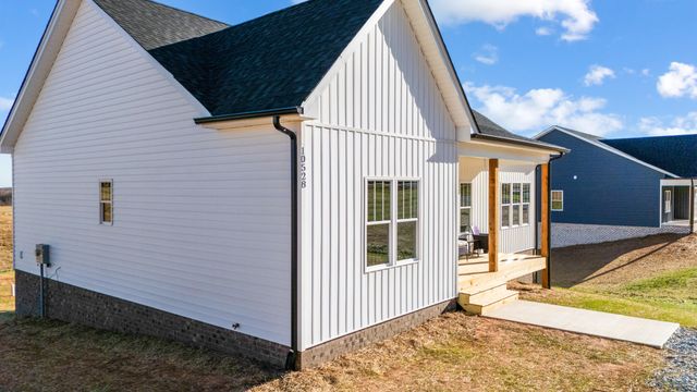 10528 Leesville RD, Lynch Station, VA 24571