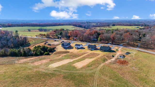 10528 Leesville RD, Lynch Station, VA 24571