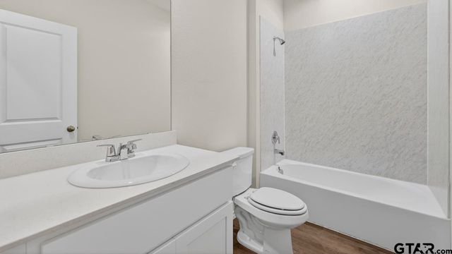 4008 Ripplewood Drive, Lindale, TX 75771