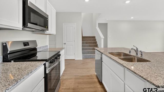 4008 Ripplewood Drive, Lindale, TX 75771