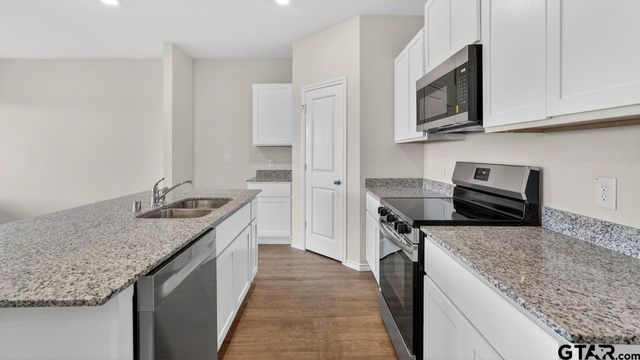 4008 Ripplewood Drive, Lindale, TX 75771