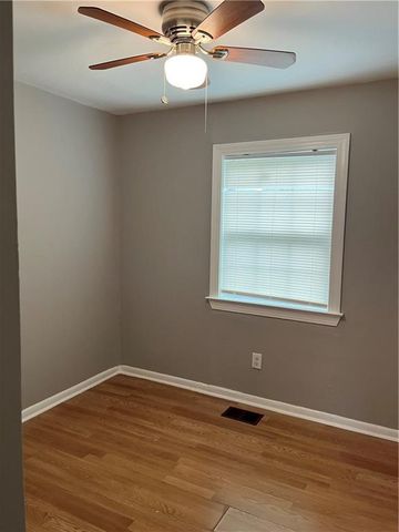 2900 Delray Drive NW, Atlanta, GA 30318