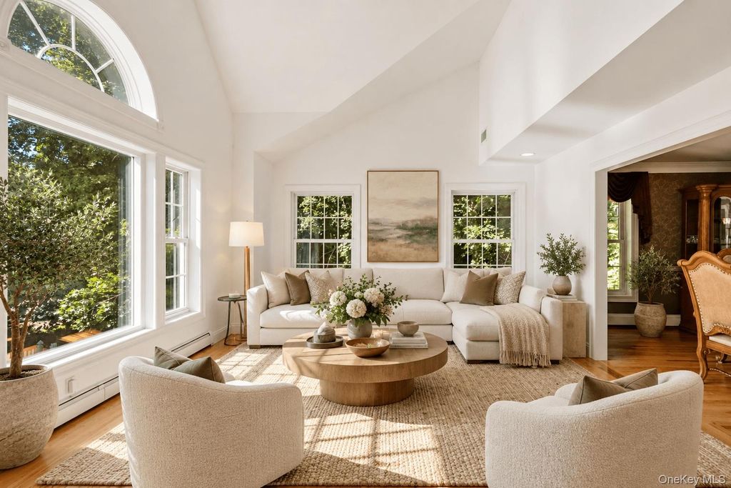 10 Matinecock Court, Locust Valley, NY 11560 — photo 5