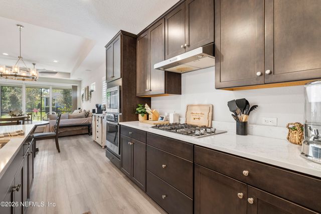 10248 INNOVATION Way, Jacksonville, FL 32256