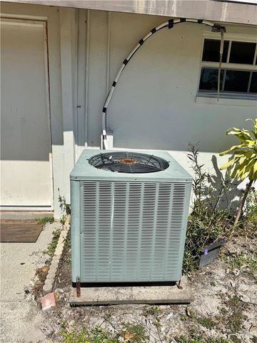 226 Kingston DR, Fort Myers, FL 33905