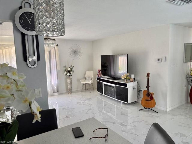 226 Kingston DR, Fort Myers, FL 33905