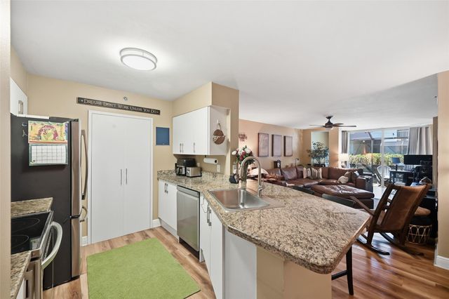 3259 Clint Moore Road 106, Boca Raton, FL 33496