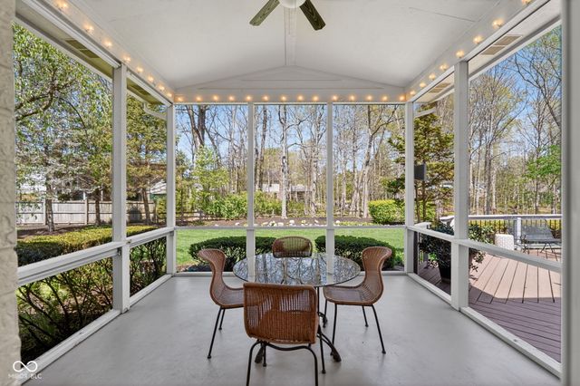 1238 Sullivans Ridge, Zionsville, IN 46077