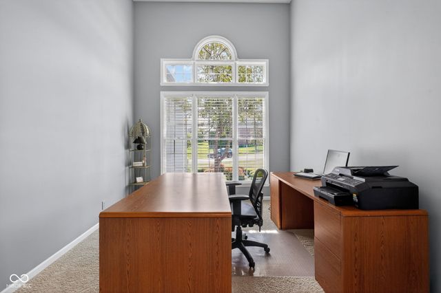 1238 Sullivans Ridge, Zionsville, IN 46077