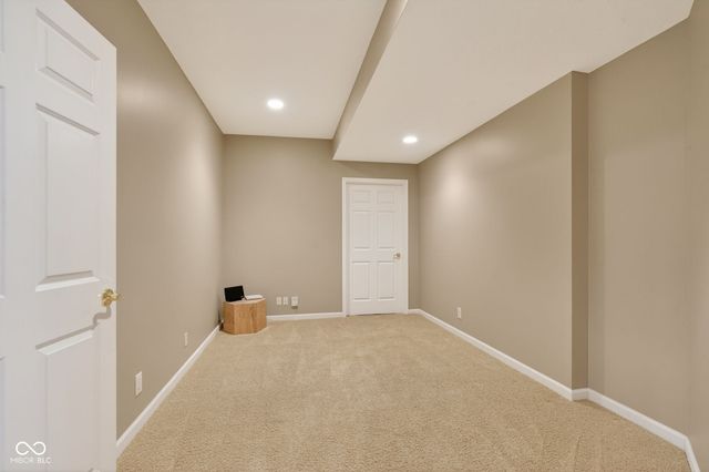 1238 Sullivans Ridge, Zionsville, IN 46077