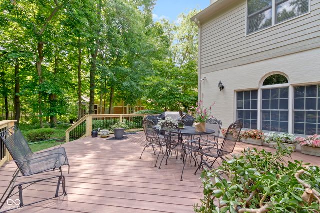 1238 Sullivans Ridge, Zionsville, IN 46077