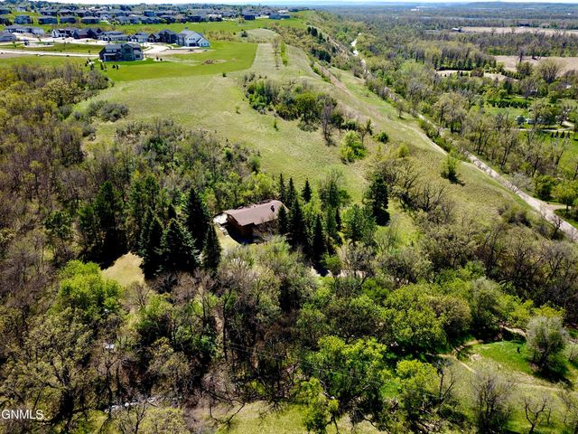 4201 River Road, Bismarck, ND 58503 property photo