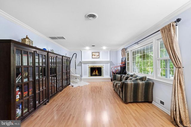 209 LAKE RD, Basking Ridge, NJ 07920