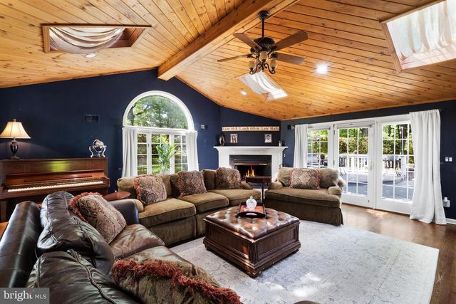 209 LAKE RD, Basking Ridge, NJ 07920