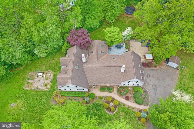 209 LAKE RD, Basking Ridge, NJ 07920