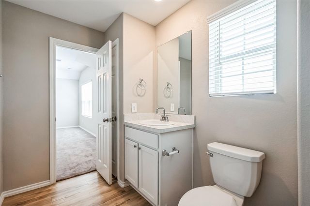 827 Deerhurst Lane, Magnolia, TX 77354