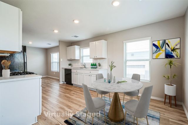 827 Deerhurst Lane, Magnolia, TX 77354