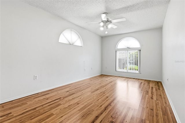 5515 SALEM SQUARE DRIVE S, Palm Harbor, FL 34685