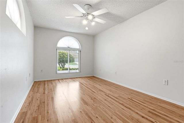 5515 SALEM SQUARE DRIVE S, Palm Harbor, FL 34685